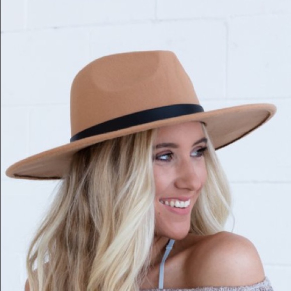 Felt hat